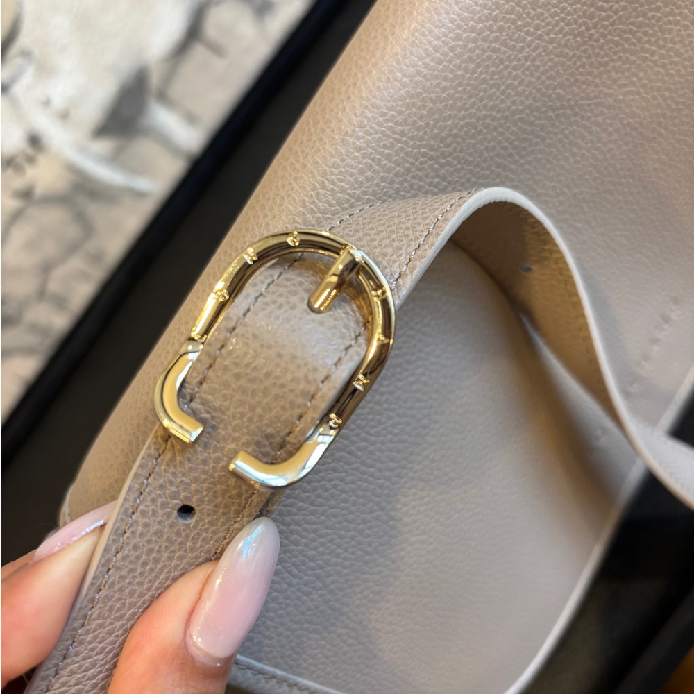 LONGCHAMP Le Foulonné Leather Crossbody - Picture 3 of 7